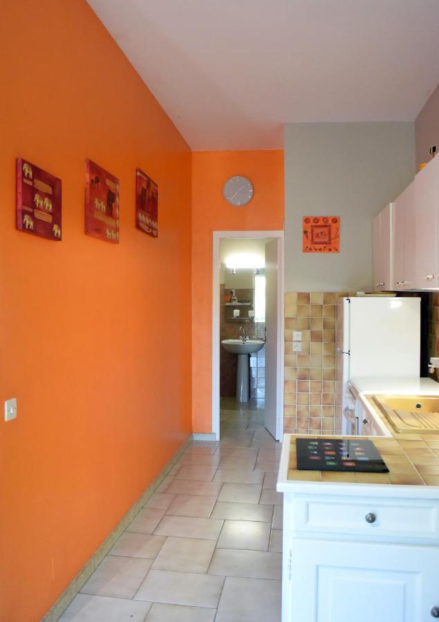Appartements Dans Villa En Rez De Jardin Hyeres Exterior photo